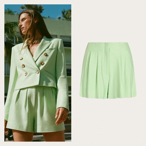Veronica Beard Gabes Pistachio Pleated Twill Shorts Size 12